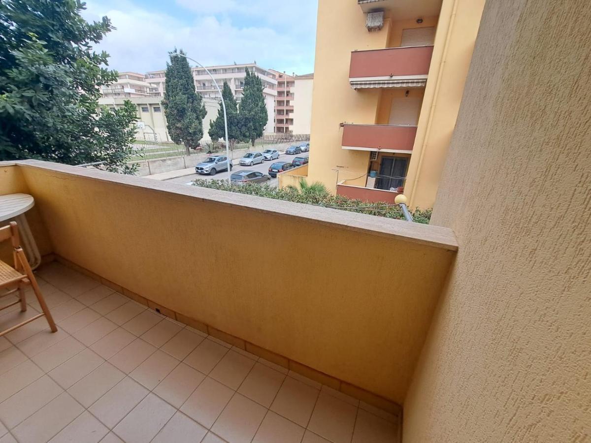 Istella D&V Apartment Алгеро Екстериор снимка